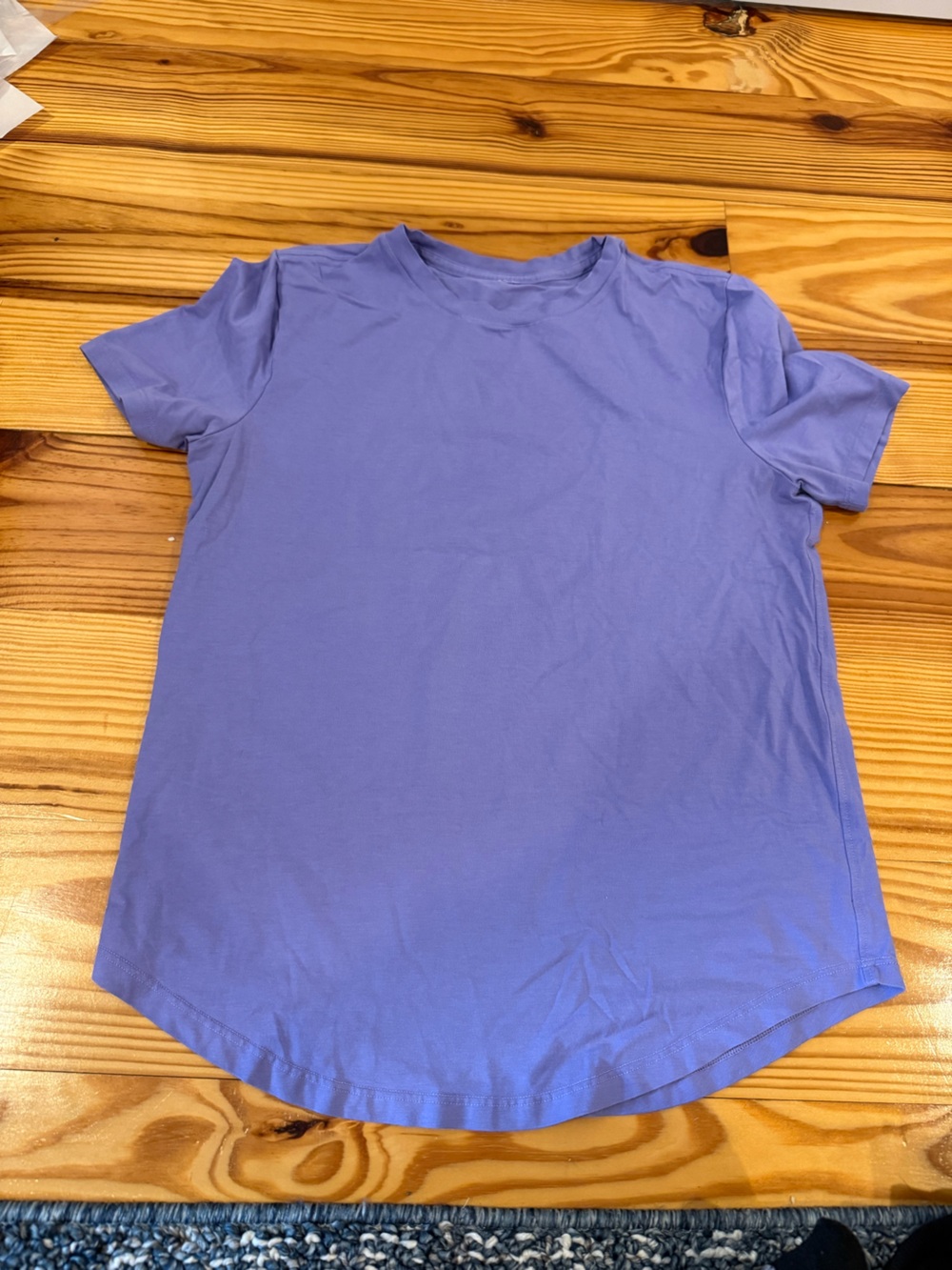 lululemon athletica Lavender Short Sleeve Crew Tee